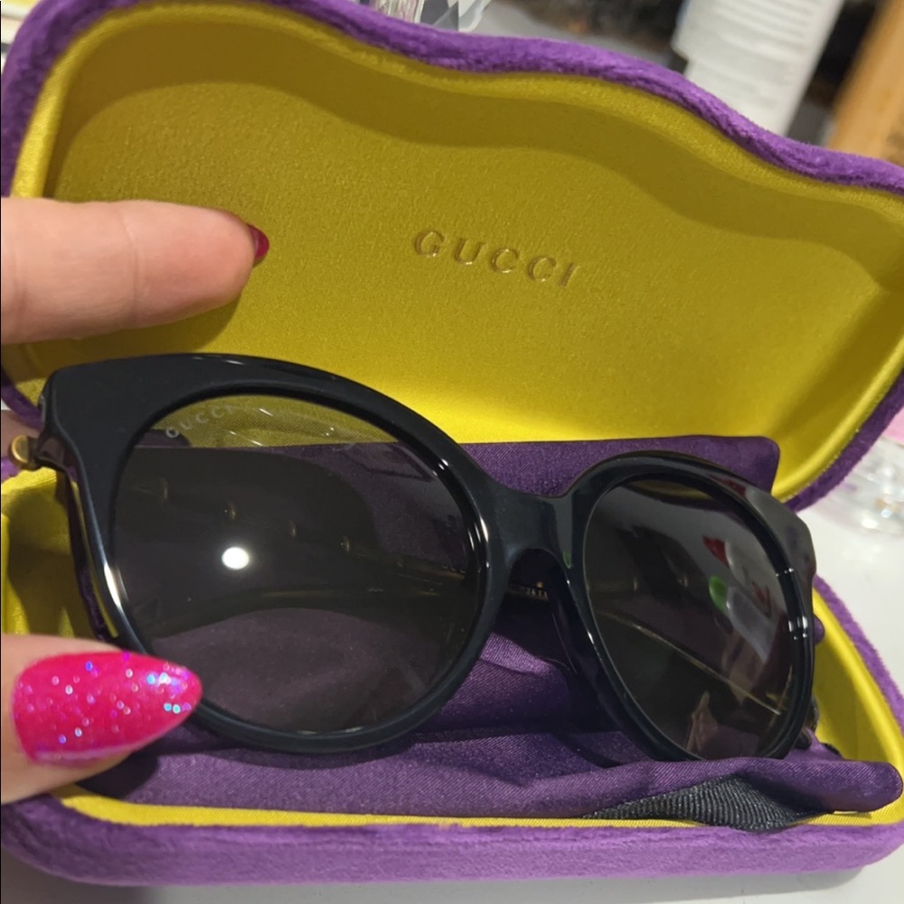 Gucci sunglasses, NEW!